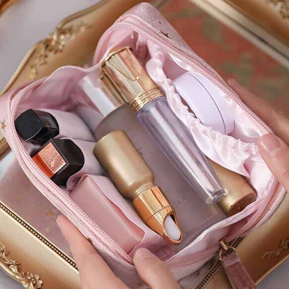 Kosmetiktasche aus Samt