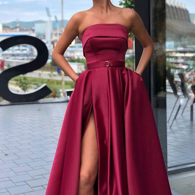 Abendkleid mit hohem Beinschlitz aus Satin - Bobsel